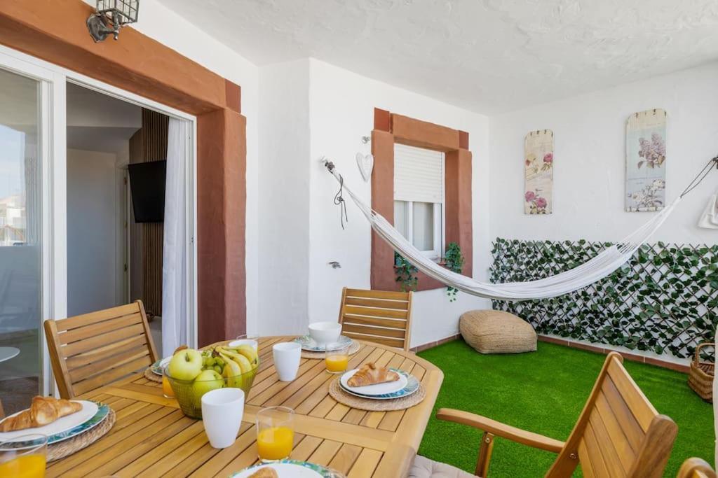 Beautiful 3 Bed Stylish & Cozy Apartment - Susanna Suite Mijas Exterior photo